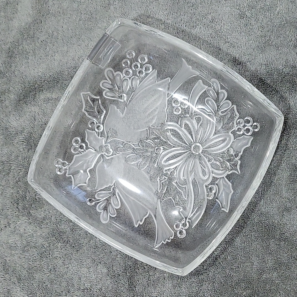 Gorham Crystal Cardinal Bowl!!!